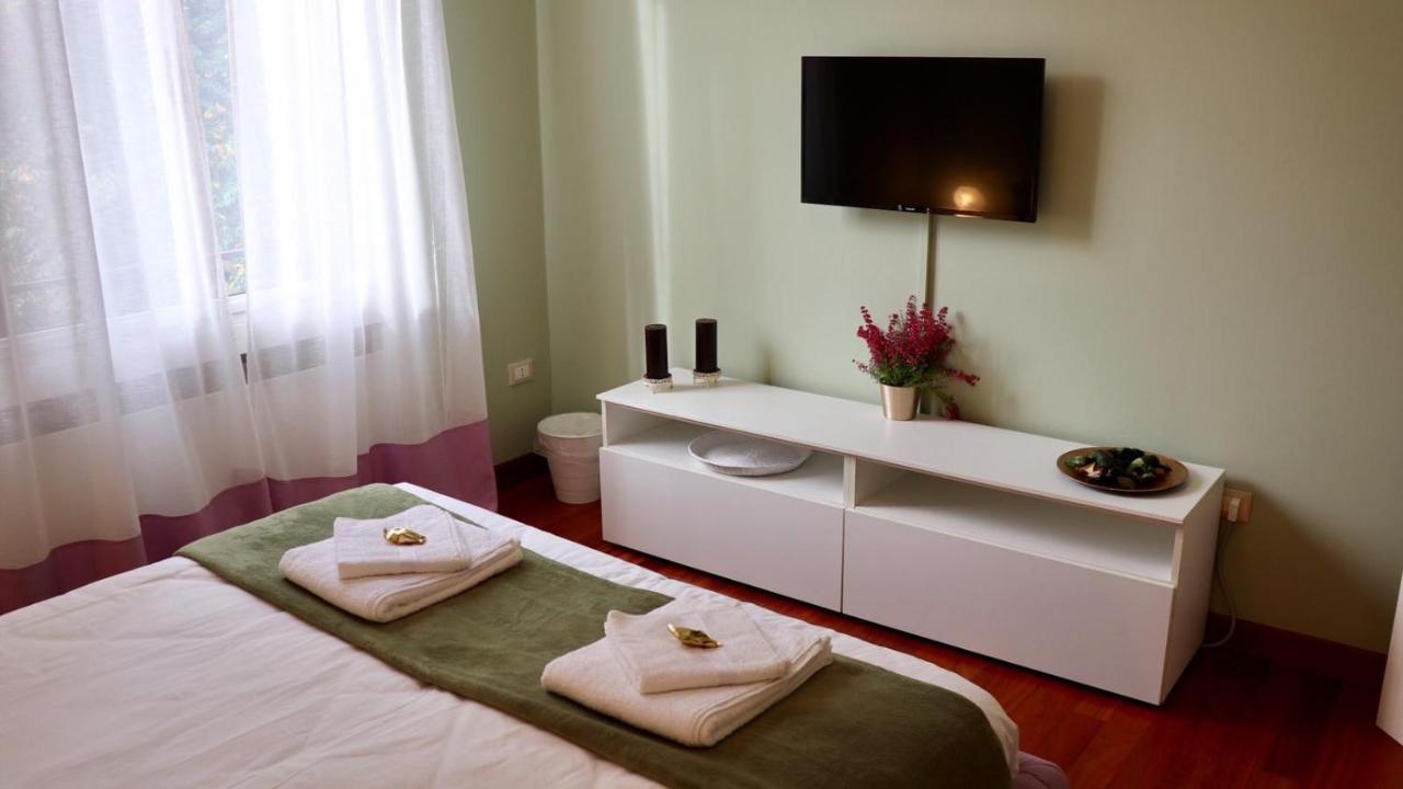A Casa Di Grace Bed & Breakfast Basiglio Ngoại thất bức ảnh